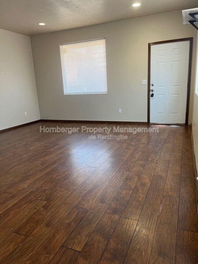 Photo - 803 W Knox Ave