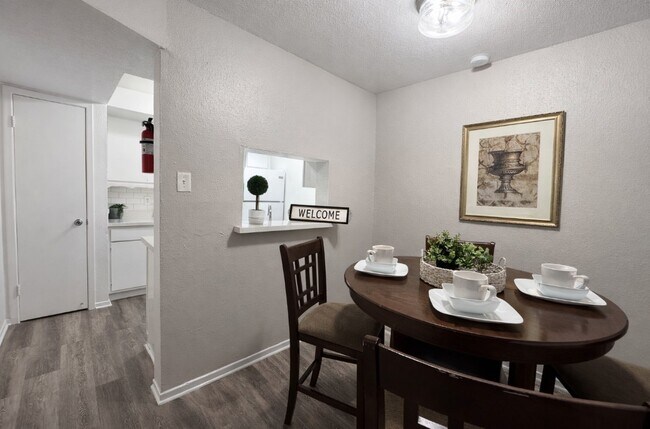 Photo - 1541 Moritz Dr Unit 107