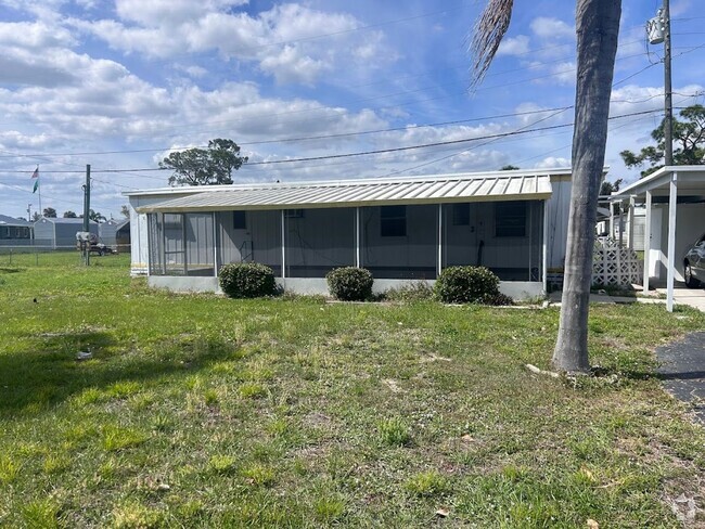 Building Photo - Charming 1 Bedroom Rental