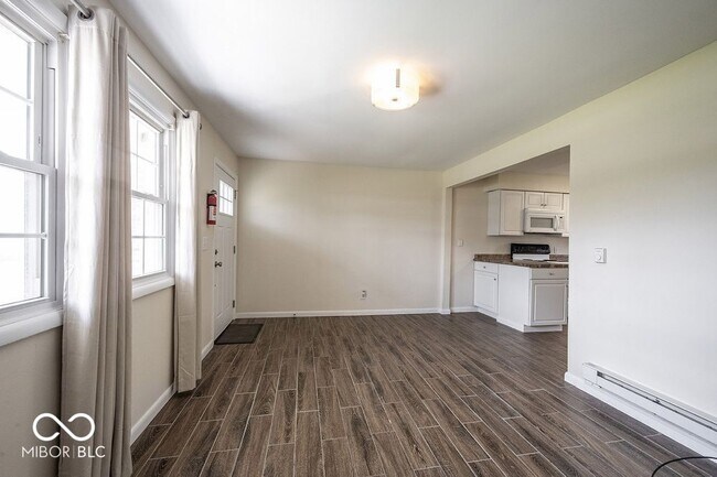 Photo - 140 Maple Park Dr Unit 2