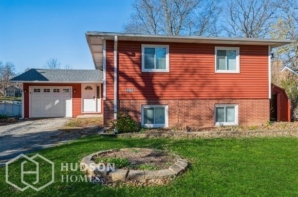NOW AVAILABLE! - 33458 N Mill Rd, Grayslak... - NOW AVAILABLE! - 33458 N Mill Rd, Grayslak... House