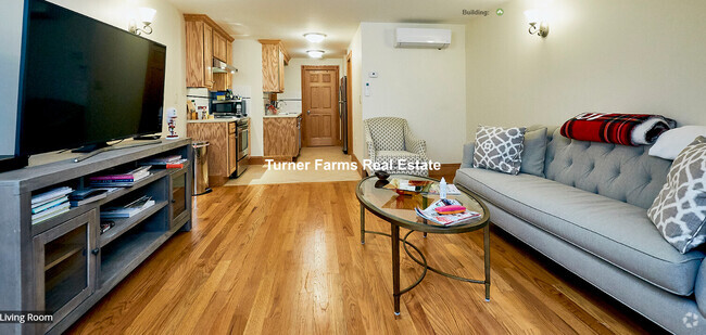 Building Photo - 16A S Russell St Unit A Rental