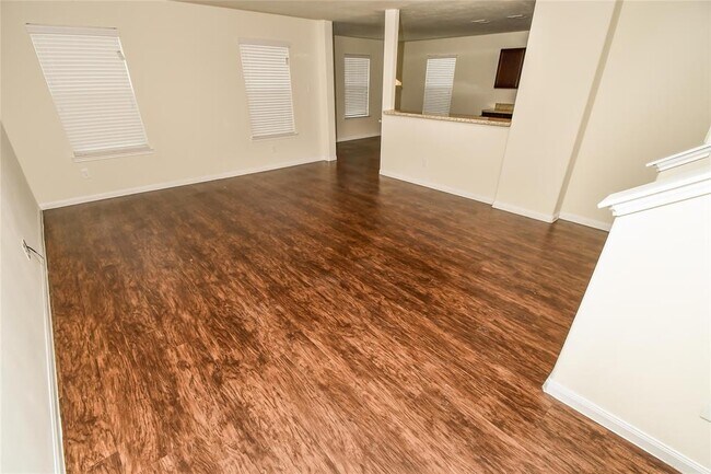 Photo - 2414 High Island Way