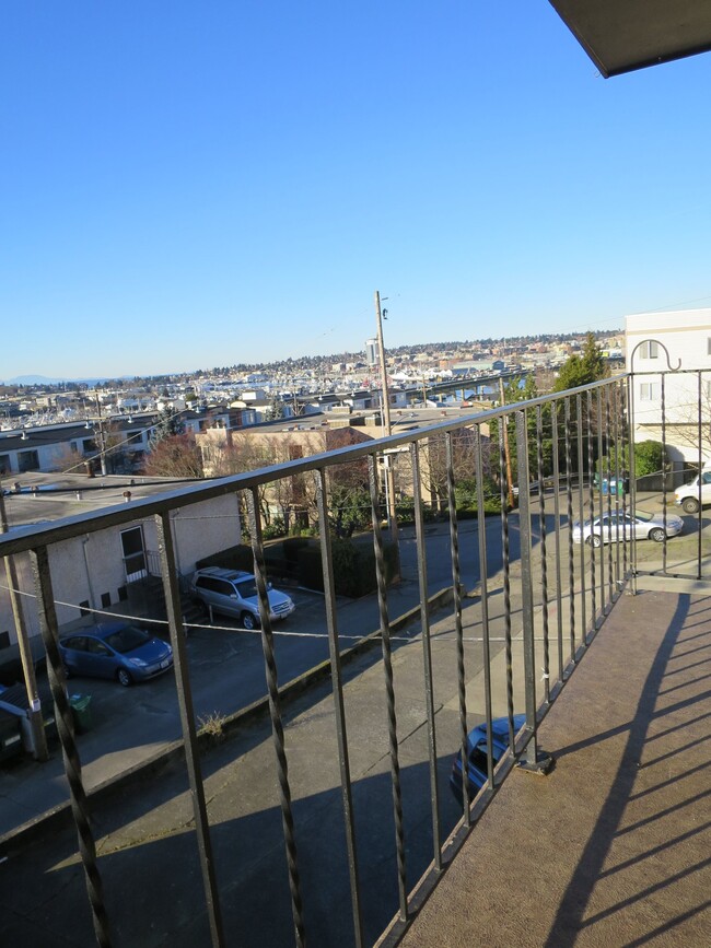 Photo - 3655 13th Ave W Unit 8