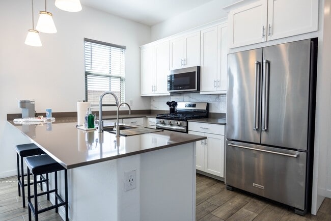 Photo - 456 S Jacana Ln