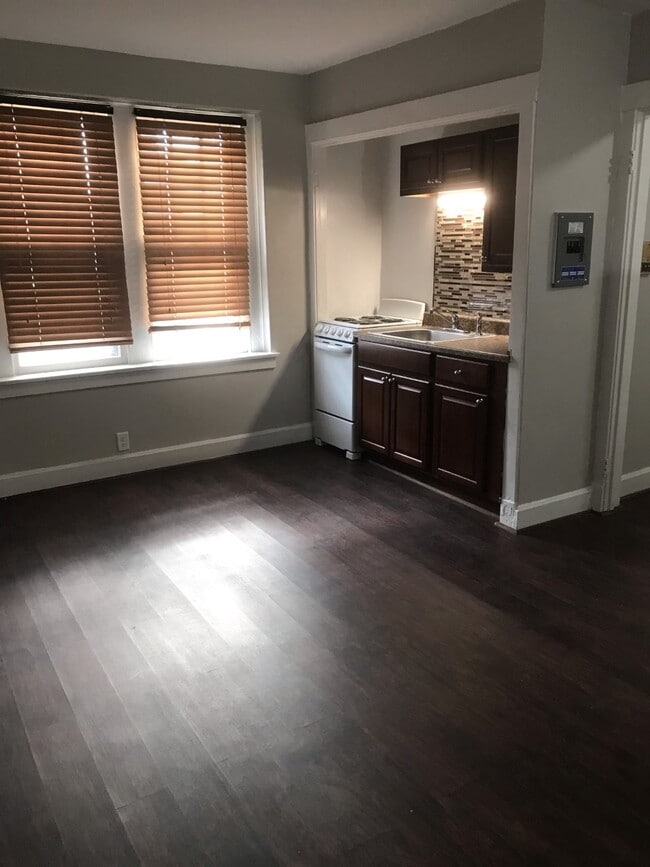 Photo - 49 Johnson Park