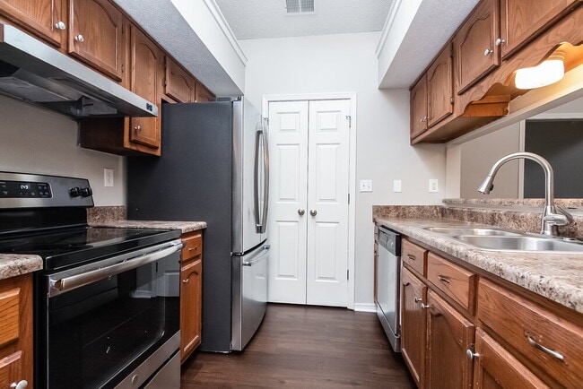 Photo - 10102 Williford Dr