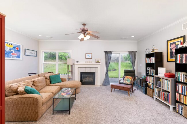 Photo - 1901 Limestone Ave