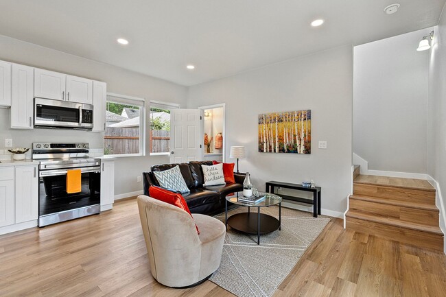 Photo - Spacious 4-Bedroom Home in South Capitol O...