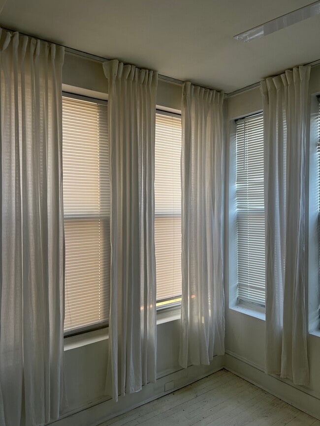 Photo - 768 Saratoga Ave Unit 768 1FL