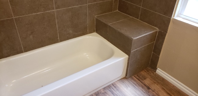 Photo - 1304 W Walnut Ave