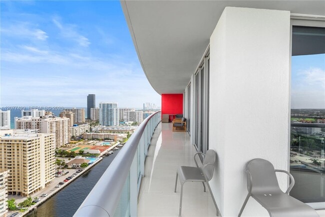Photo - 2600 E Hallandale Beach Blvd Unit T2802