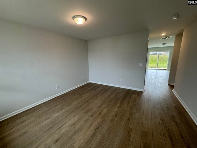 3062 Hallsdale Dr