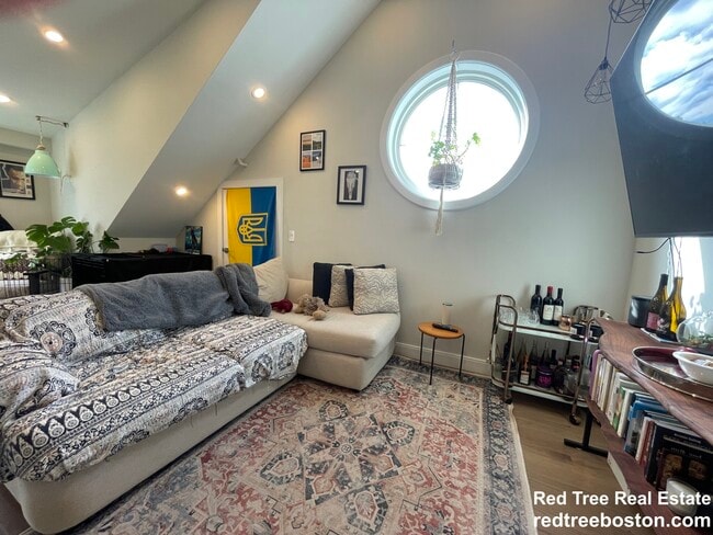 Photo - 11 Mansfield St Unit 4