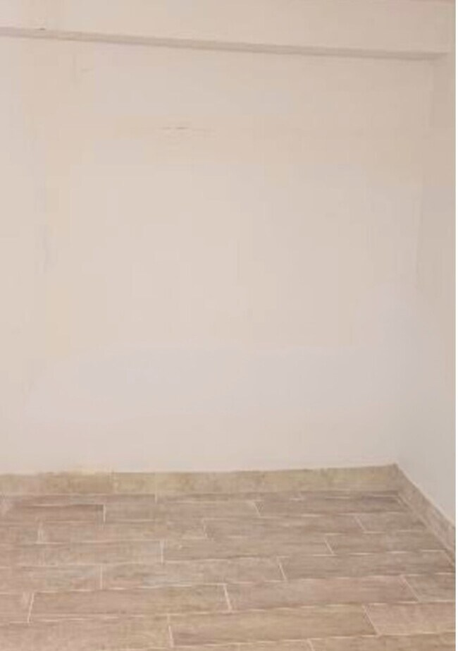 Photo - 28 Christina St Unit 1