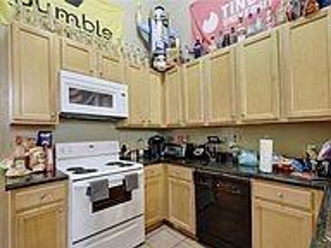 Photo - West Campus Condo Under $1000/Bedroom Walk... Unit #401