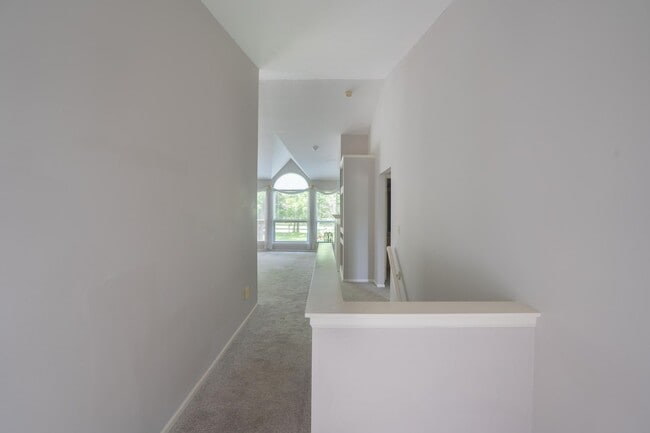 Photo - 16944 Hickory Crest Dr