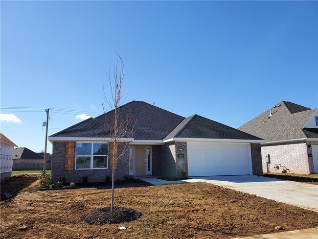 Photo - 3809 SW Mistletoe Ave