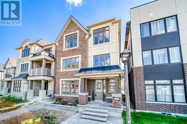 Photo - 4 Pevensey Ln