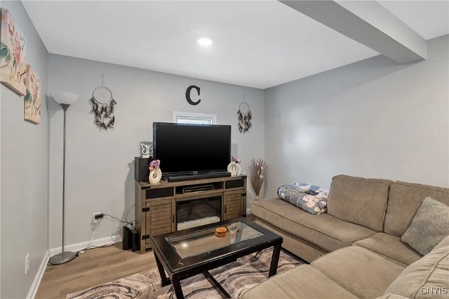 Photo - 1012 Willis Ave