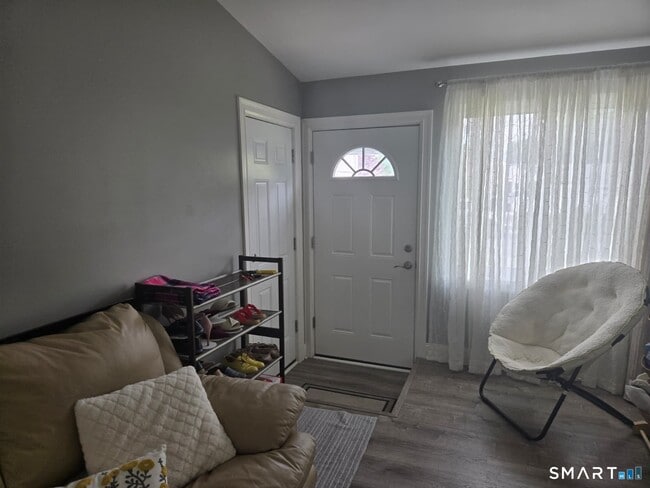 4 Ascolese Rd