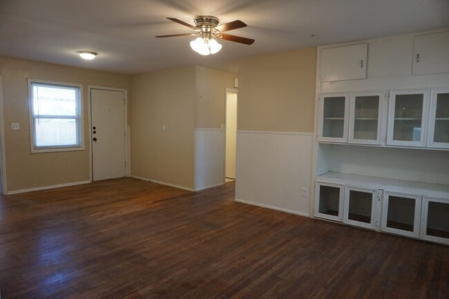 Photo - 3404 31st St