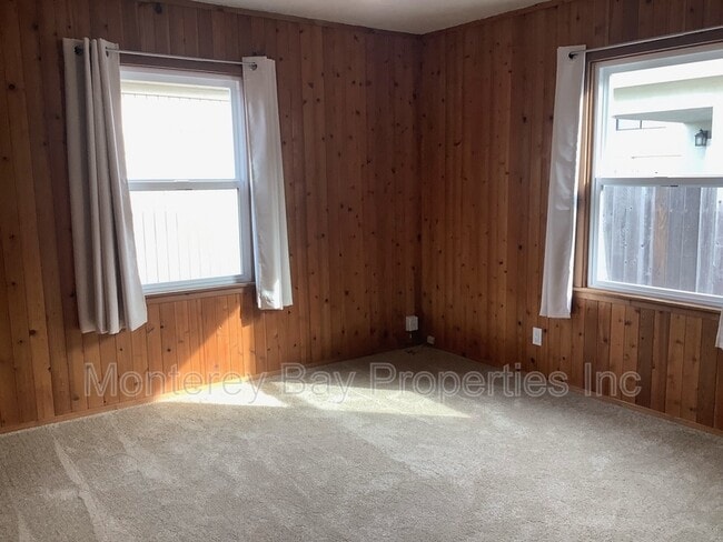 Building Photo - 101 La Pluma Ct