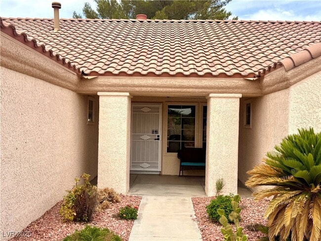 Photo - 9053 Firebird Dr House