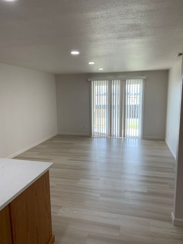 Photo - 7912 Quadra Dr