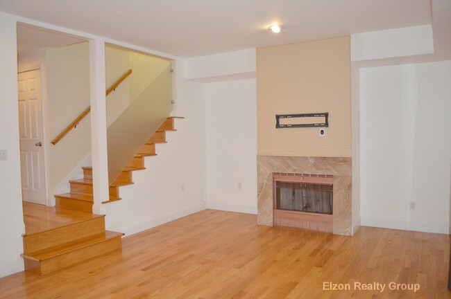 Photo - 50 Undine Rd Townhome