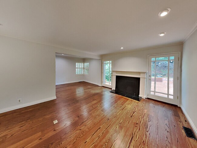 Photo - Piedmont Pines 2/1.5 Home Available Now!