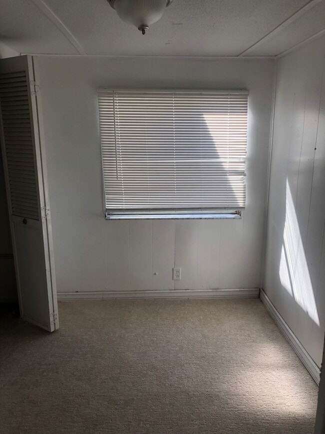 Photo - 12300 Phillips Ln Unidad Lot 9