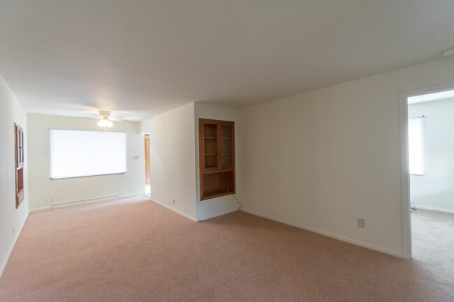 Photo - 905-907HSE Unidad 905