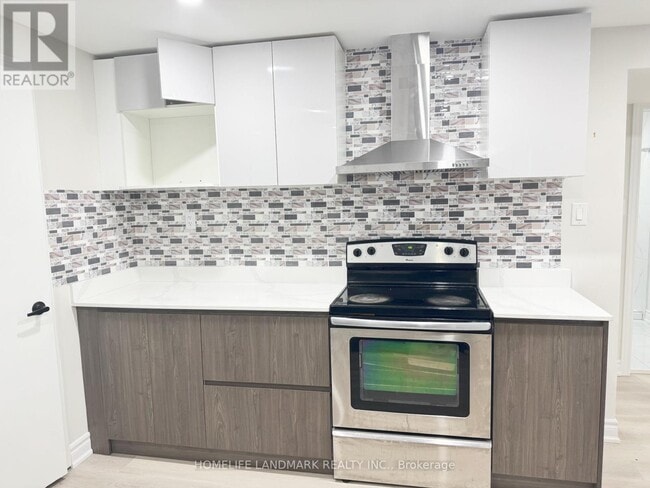 Photo - 144 Raymerville Dr