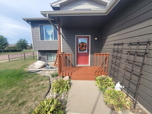 4041 S Homerun Ave