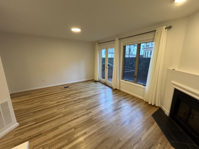 Photo - 1625 Q St NW