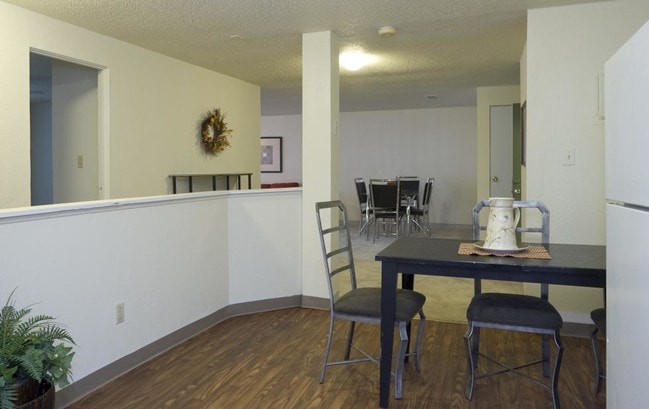 Large Eat In Kitchens Available