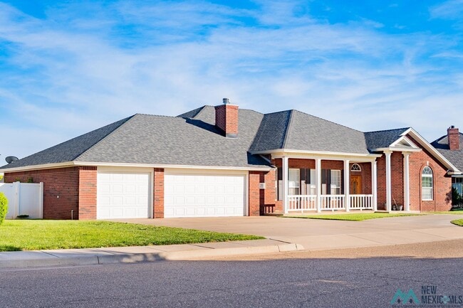 Photo - 3905 Springwood Dr