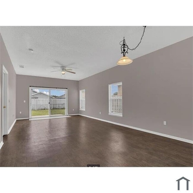 Photo - 1409 Timberbend Cir