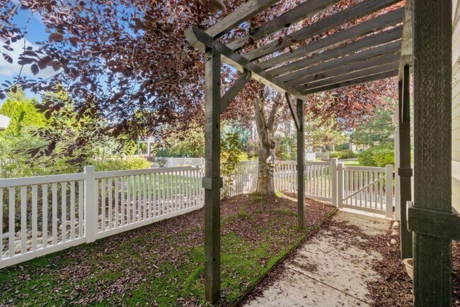 Photo - 1963 Grays Peak Dr