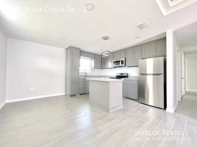 Photo - 3610 Bella Costa Dr Unit 2