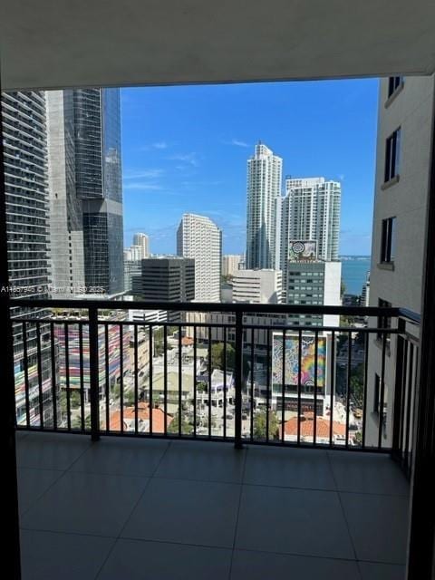 Photo - 999 SW 1st Ave Unidad 2307