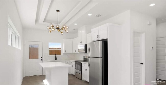 Photo - 10 East St Apartment Unit 3