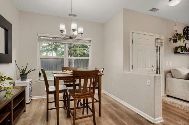 Building Photo - 3580 Boulder Cir