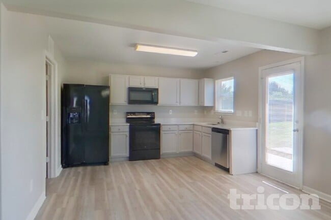 404 Marcella Dr