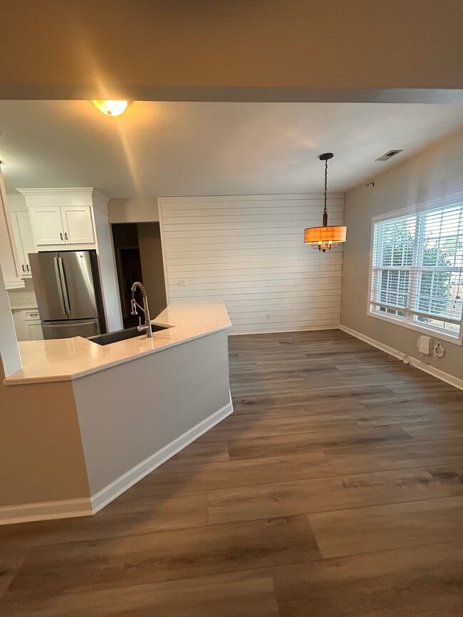 Photo - 4304 Dublin Rd