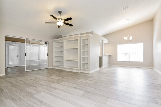 Photo - 26808 Haverhill Dr