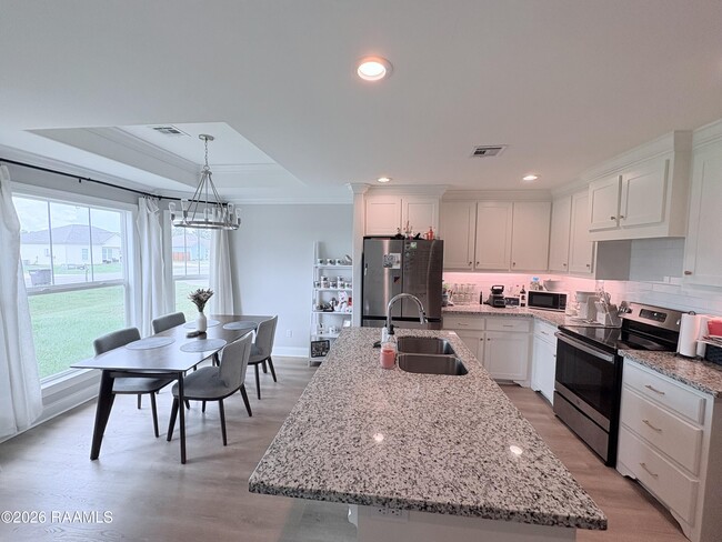 1039 Lillian Michel Dr