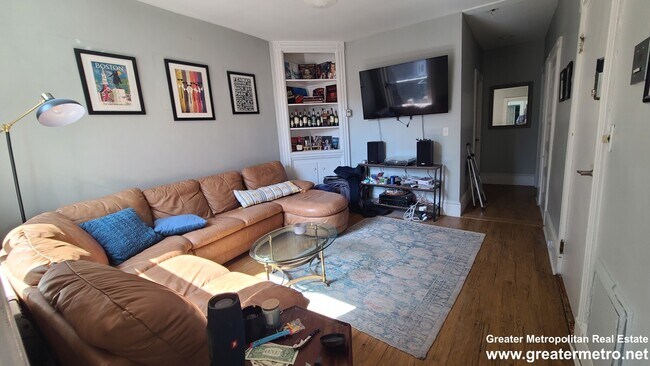 Photo - 99 Endicott St Unidad 4