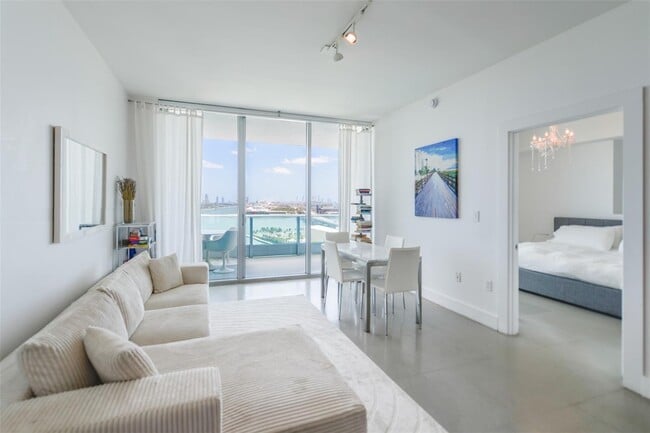 Photo - 900 Biscayne Blvd Unit 2104